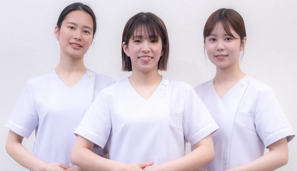 女性スタッフ